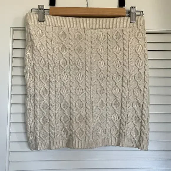 blanc Two Piece Cable Knit Cream Halter Crop Top Mini Skirt Set Size Medium - Picture 5 of 12
